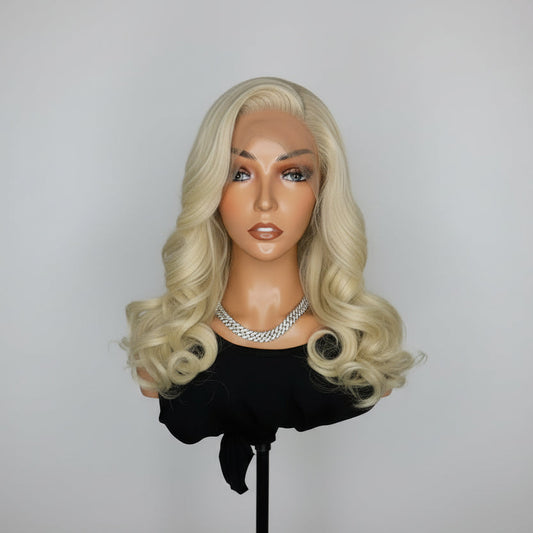 Valora blonde wave